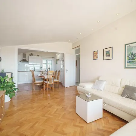 Apartment Andora,centar-vodice Vodice