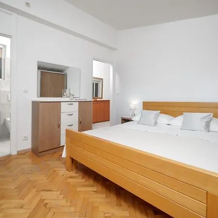 Andora,centar-vodice Apartment