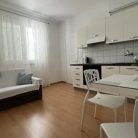 Andora,centar-vodice *