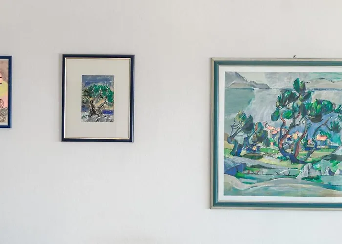 Andora,centar-vodice * וודיצה