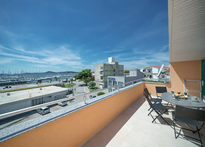 Andora,centar-vodice Apartamento