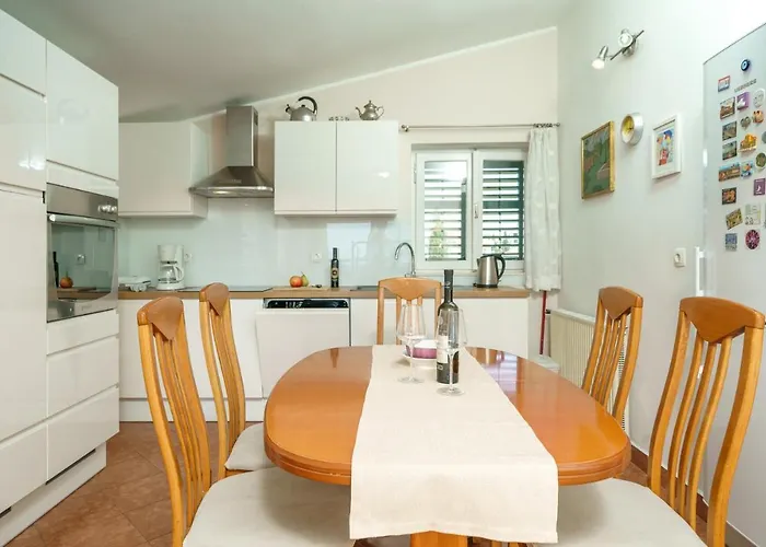 Andora,centar-vodice *