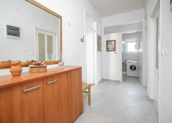 Andora,centar-vodice וודיצה