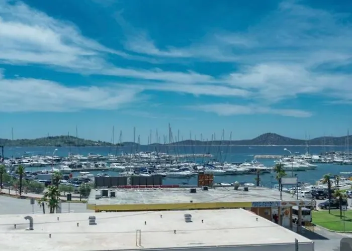 Andora,centar-vodice וודיצה