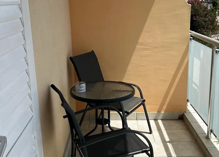 Andora,centar-vodice דירה וודיצה